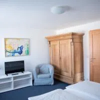 Mahlzeit - Hotel Brauhaus Weyhausen - Keramikstudio, hotel en Weyhausen