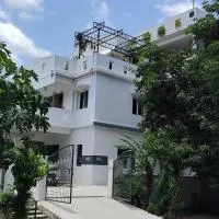 Gangi Kota East Flat, hotell i Kovvūr