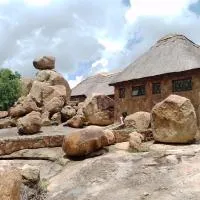 Matopo Ingwe Lodge, hotel di Matopos