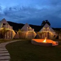 The Safari Resort Kampot, hotel a Phumĭ Thlôk Yŭl