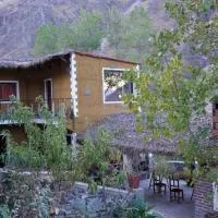 POSADITA LOS ALAMOS Alojamiento de montaña estamos en San Isidro a 8km pasando Iruya lea atentamente la descripción se hace caminando Turismo aventura consulte el servicio 4x4, hotel Iruyában