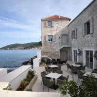 Marshal Hotel Heritage, hotel en Vis