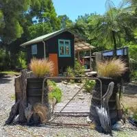 Gumboot Paradise Eco Stay, hotel u gradu 'Barrytown'