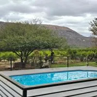 Die Boom Guest Farm, hotel a Boerboomskraal