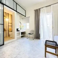 OIKO MINI SUITES, hotel a Ermoupoli