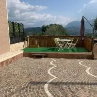 villetta in collina Via Galieri, 36, מלון בApollosa