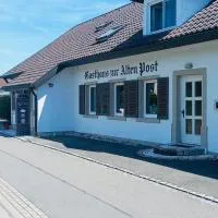 Gasthaus zur Alten Post, מלון בHemmenhofen