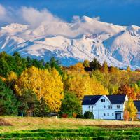 丘の上白亜の洋館風別荘静かな小さなお宿Guest House Itoh 2名様から6名様, hotell sihtkohas Asahikawa lennujaama Asahikawa lennujaam - AKJ lähedal
