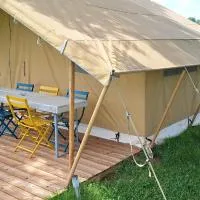 Tente Lodge Safari - La Plage Autet – hotel w mieście Autet