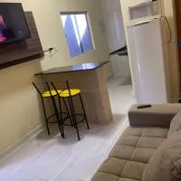 Flats com ar condicionado, garagem e internet, מלון בפיראפורה