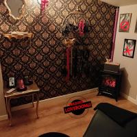 "Nouveau" La Provocante Love Room 63 Sauna et BDSM, hotel poblíž Letiště Clermont-Ferrand Auvergne - CFE, Aulnat