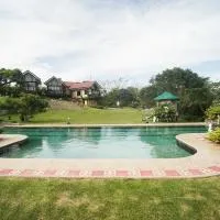 Tagaytay Foothills Cherimoya Farm Staycation, hotel i Biboyan