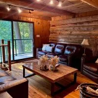 John Wayne Cedar Oasis، فندق في Cookstown