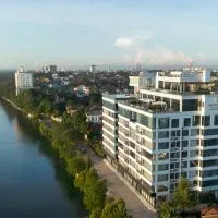 One Riviera Hotel and Residences, hotel i Ban Souanmon