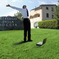 Albergo Della Roccia, hotel a Varano deʼ Melegari