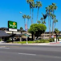 Vagabond Inn Whittier, hotel di Whittier