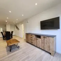 appartement T3 avec jardin proche village, Hotel in Saint-Bonnet-en-Champsaur