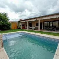 Hermosa Casa, מלון בBajos Hondos
