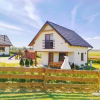 Domek u Lipków na Kaszubach "Oliś" JACUZZI, hotel a Gostomko