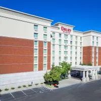Drury Inn & Suites St. Louis/O'Fallon, IL، فندق في أوفالون