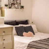Oasis Haven King room, hótel í Shinfield