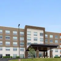 Holiday Inn Express & Suites Waynesboro East, מלון בווינסבורו