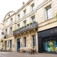 Hotel Heritage، فندق في كونياك