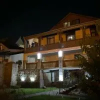 8 rooms，姆茨赫塔的飯店