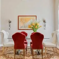 Cheerful 4 bedrooms 3 bath pool in a quiet neighborhood, hótel í Palm Coast