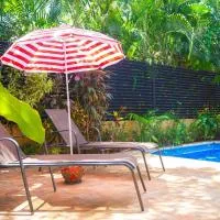 3 minutes walk from the best surf beach in area, hotel a Dominical