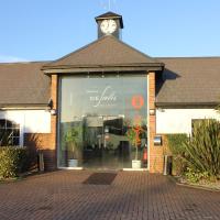 Desalis Hotel London Stansted, hotel perto de Aeroporto de Londres - Stansted - STN, Elsenham