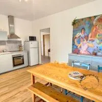 Le Noyer 2 #Parking#Calme#Terrasse Meublé classé 3étoiles, hotel Ceyrat városában