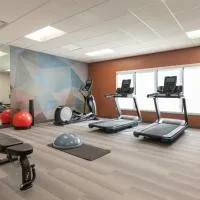 Candlewood Suites Orange by IHG, hôtel à Orange