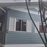 Tiny house in city proper, hotel near Puerto Princesa International Airport - PPS, Puerto Princesa