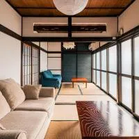 Japanese Local House - 奥葉山の一棟貸しの隠れ家宿 - 静かな縁側と和室, hôtel à Hayama