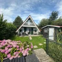Vakantiehuis Sofie Lauwersmeer met sauna – hotel w mieście Anjum
