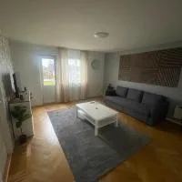 Cozy Apartment, hotel i Grimsås