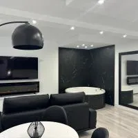 Black and White Suite "Cervantes", hotel sa Castro-Urdiales