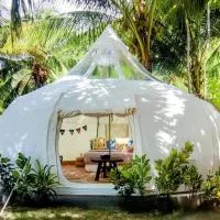 Firesky Glamping Ocam Ocam Beach, hotel i New Busuanga