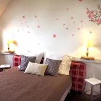 Les Gîtes du Couvent, hotel em Camlez