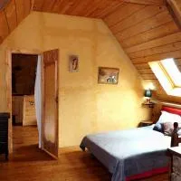 Les Gîtes du Couvent, Bretagne, hotel v destinácii Camlez
