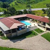 Finca Hotel Sawa، فندق في Maceo