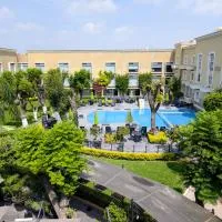 Plaza Camelinas Hotel, готель у місті Керетаро