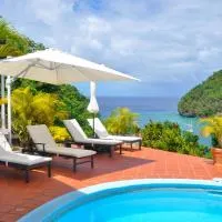 マリゴット パームズ ラグジュアリー カリビアン アパートメント スイーツ（Marigot Palms Luxury Caribbean Apartment Suites）、マリーゴット・ベイのホテル