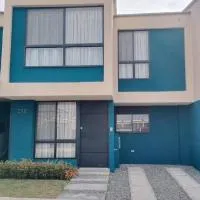 Estrena casa familiar y de descanso、ラ・テバイダにあるエル・エデン国際空港 - AXMの周辺ホテル