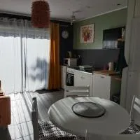 Studio plein pied, hotel en Liévin