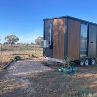 Inspired Tiny Home by Tiny Away, hotel near Mildura Airport - MQL, Cabarita