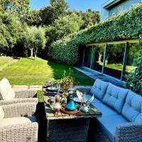 Mountain View Villa - Quinta da BellaVista, готель у місті Сантарен