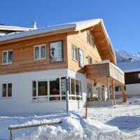 Bergsteiger-Hotel "Grüner Hut", хотел в Бад Хинделанг