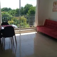 Casa Río Apartamento con Aire Acondicionado y piscina, ξενοδοχείο σε Βαγιεντουπάρ
